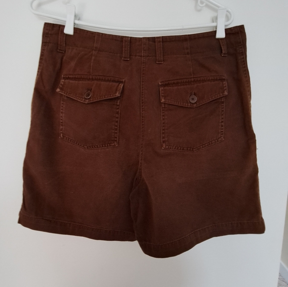Jones New York shorts - Picture 2 of 3